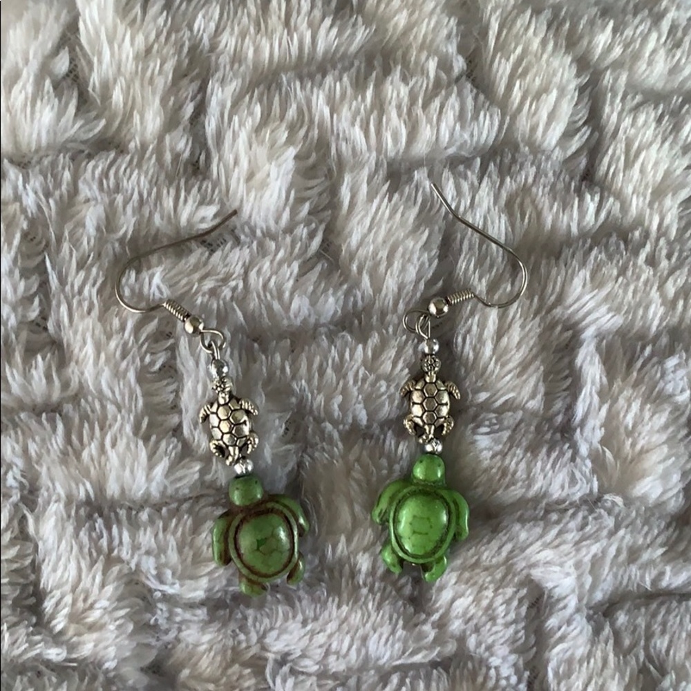 Turtle earrings